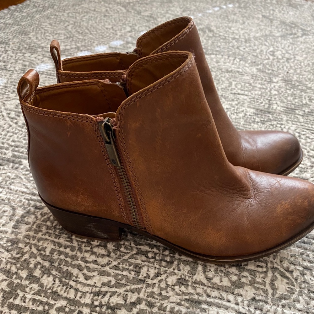 Lucky Brand Light Brown/tan Booties